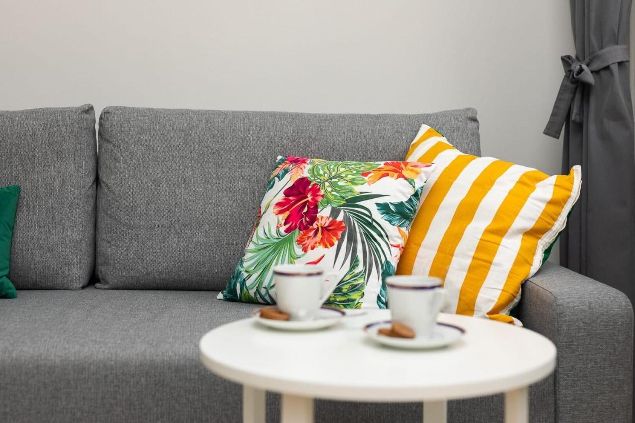 Rent Like - Piekarska 6 * Warschau